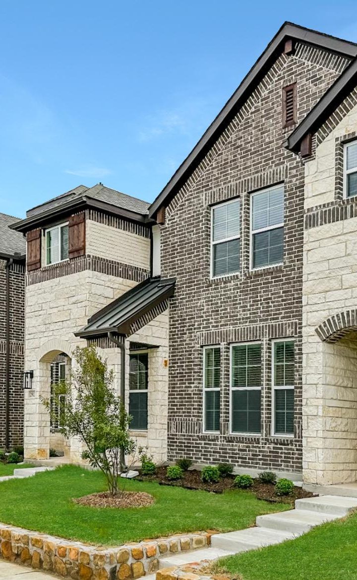 a row of townhomes in a neighborhood at The Villas at Bardin